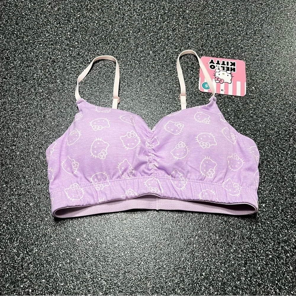 ❤️3/$15 NWT Hello Kitty Lavender Bralette Size Small